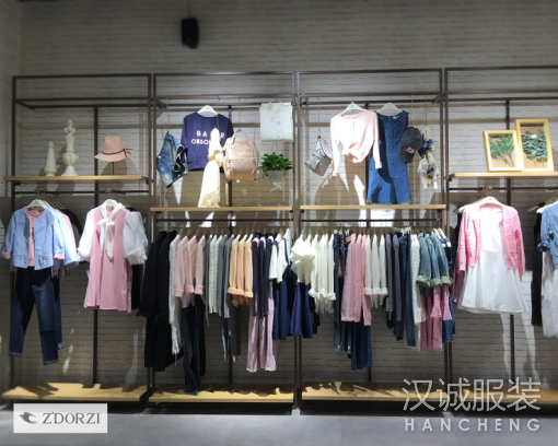 �����������ۡ� ׿���˱�����һ���ذ�ը��